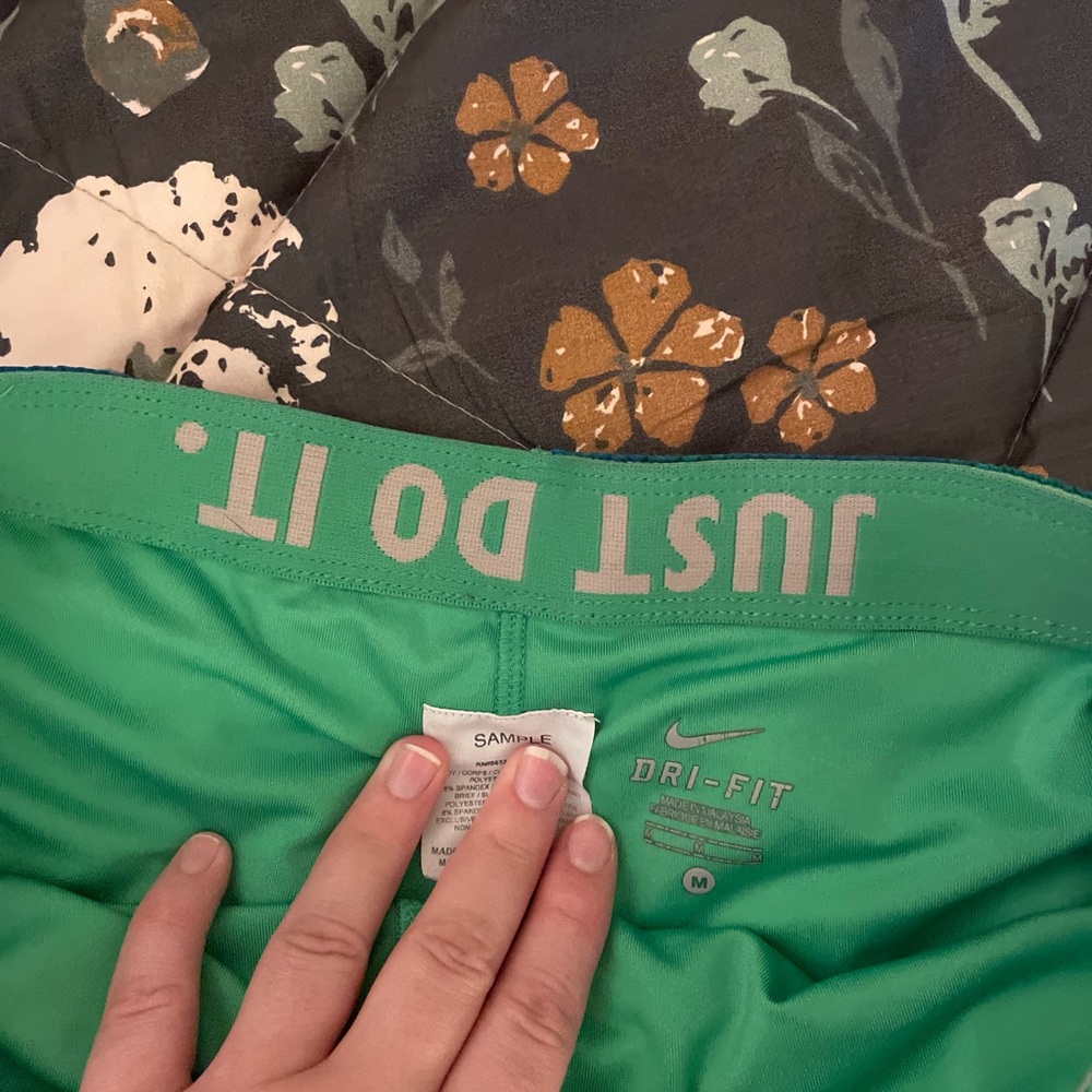 Green/blue Nike running shorts - Picture 4 of 4